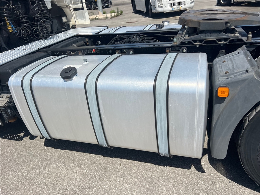 Sattelzugmaschine MAN TGX 18.460: das Bild 10