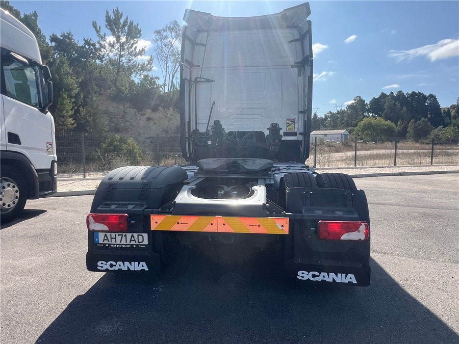 Scania R450 - Sattelzugmaschine: das Bild 5 Scania R450 - Sattelzugmaschine: das Bild 5