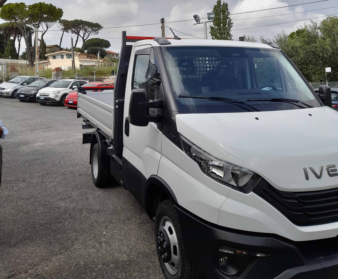 IVECO DAILY 35C12 2.3 RIBALTABILE 2025 NUOVO - Kipper Transporter: das Bild 2 IVECO DAILY 35C12 2.3 RIBALTABILE 2025 NUOVO - Kipper Transporter: das Bild 2