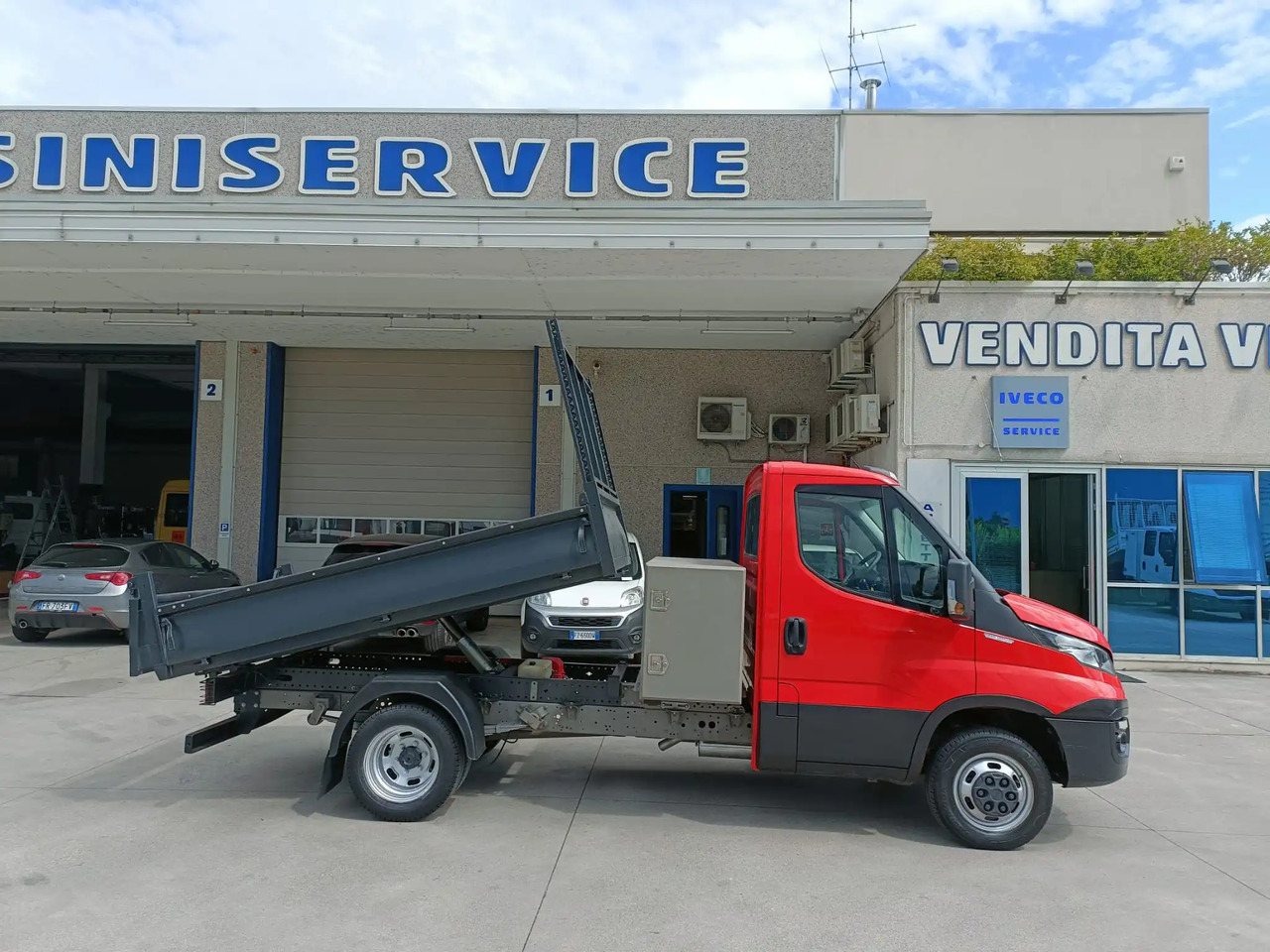 IVECO DAILY 35C12 RIBALTABILE - Kipper Transporter: das Bild 3 IVECO DAILY 35C12 RIBALTABILE - Kipper Transporter: das Bild 3