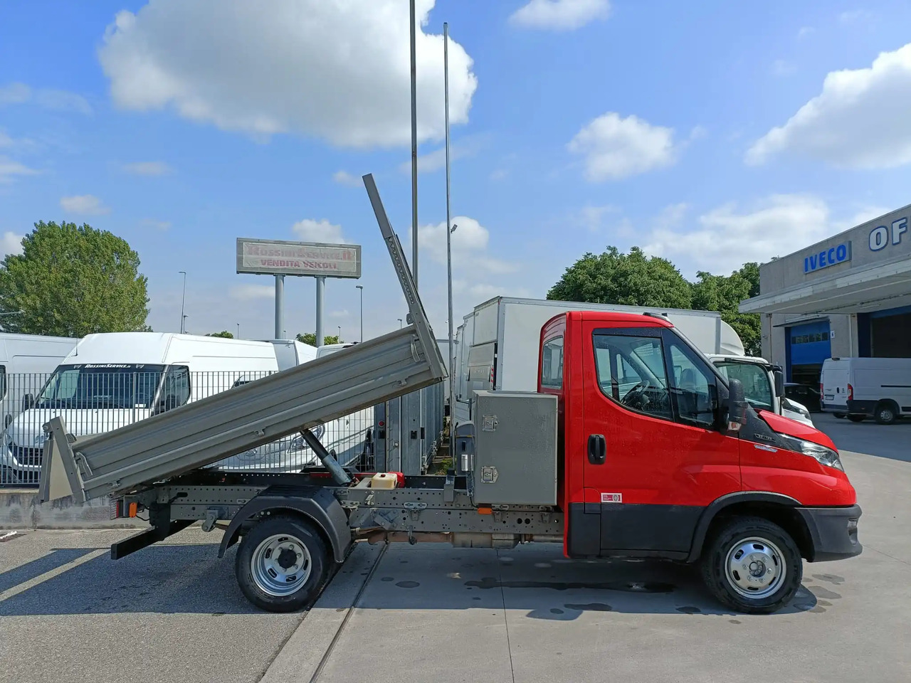 IVECO DAILY 35C12 RIBALTABILE - Kipper Transporter: das Bild 4 IVECO DAILY 35C12 RIBALTABILE - Kipper Transporter: das Bild 4