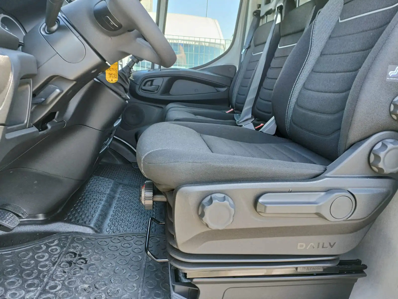 Kastenwagen IVECO DAILY 35S14 L2H2 CNG METANO KM 0: das Bild 13