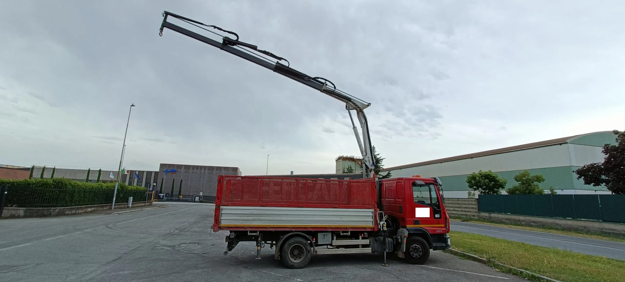 IVECO EUROCARGO 100E18 RIBALTABILE CON GRU - Kipper: das Bild 1 IVECO EUROCARGO 100E18 RIBALTABILE CON GRU - Kipper: das Bild 1