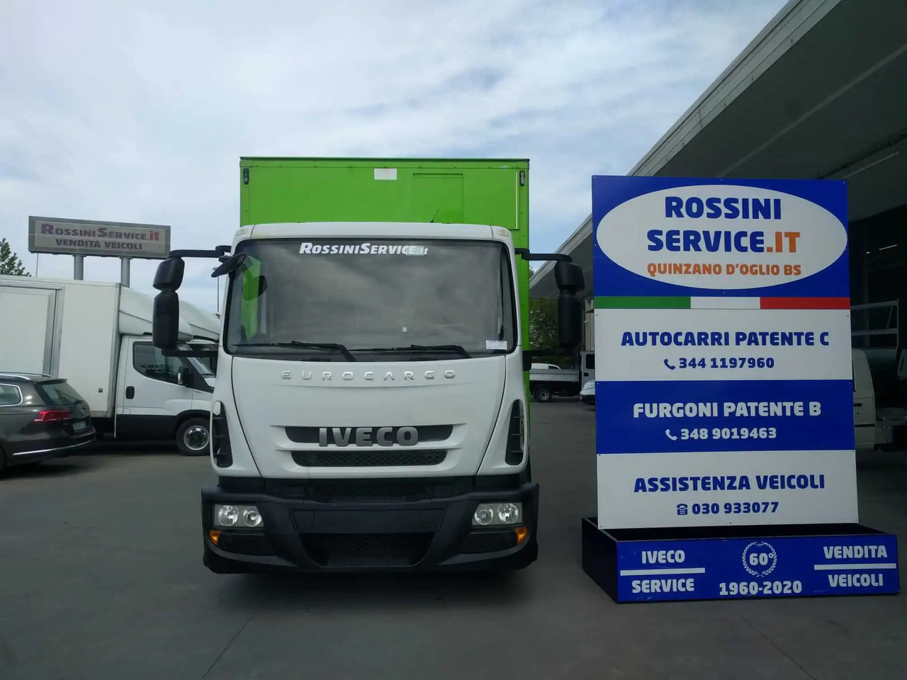 IVECO EUROCARGO 120E18 - Koffer LKW: das Bild 4 IVECO EUROCARGO 120E18 - Koffer LKW: das Bild 4