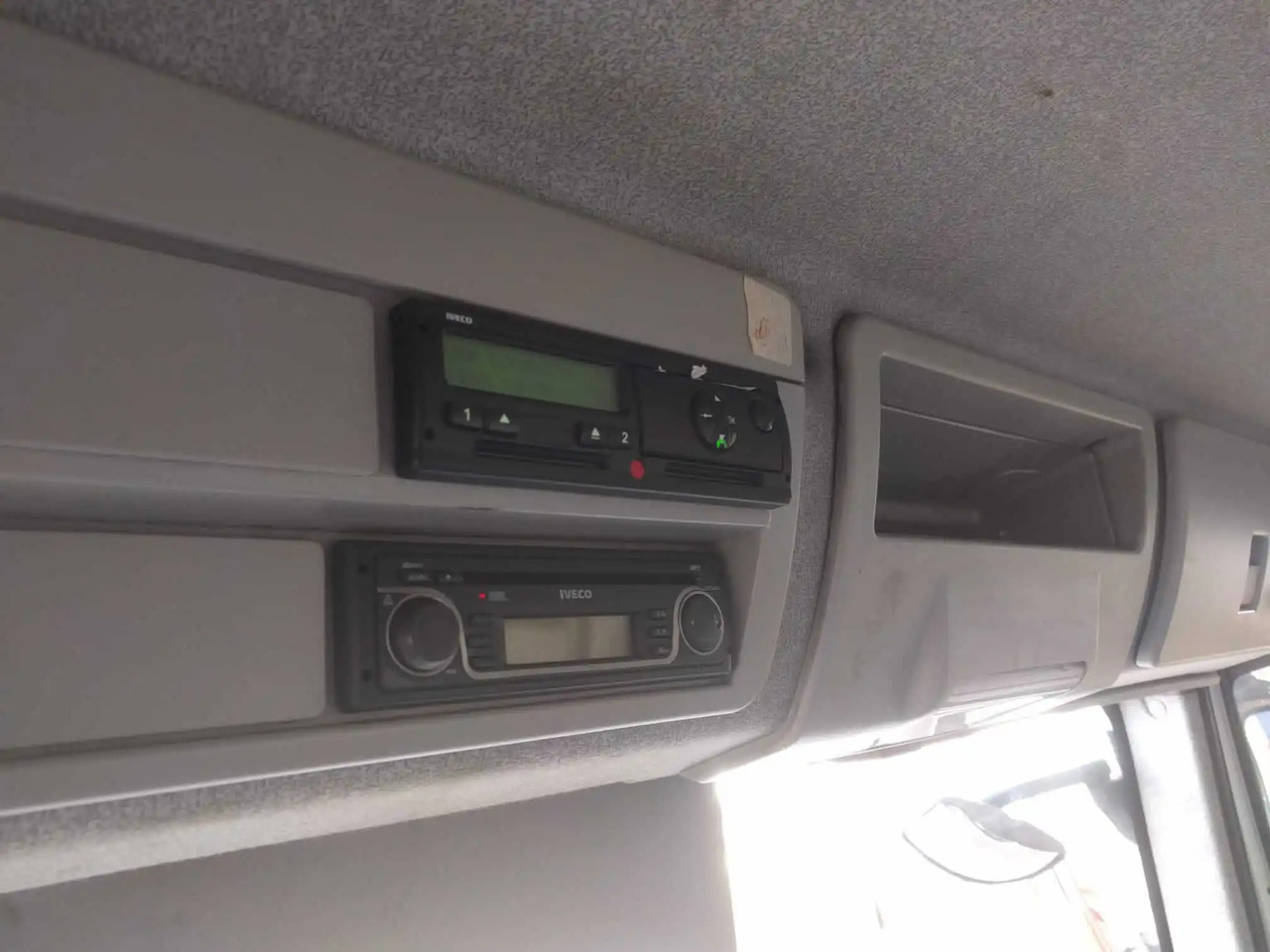 Koffer LKW IVECO EUROCARGO 120E18: das Bild 11