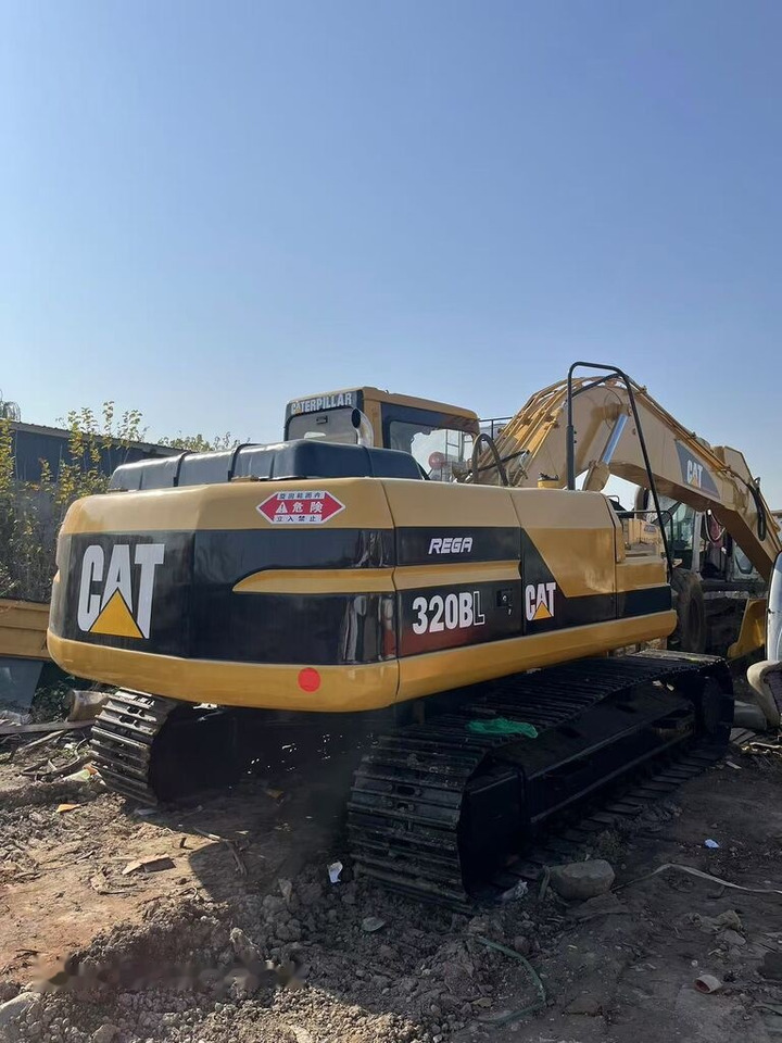 Caterpillar 320BL - Kettenbagger: das Bild 1 Caterpillar 320BL - Kettenbagger: das Bild 1