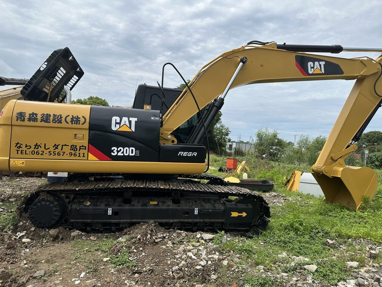 Caterpillar 320D2 - Kettenbagger: das Bild 2 Caterpillar 320D2 - Kettenbagger: das Bild 2