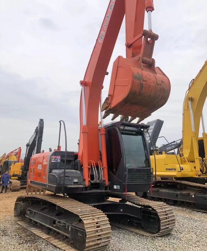 Hitachi ZX200-3 - Kettenbagger: das Bild 5 Hitachi ZX200-3 - Kettenbagger: das Bild 5