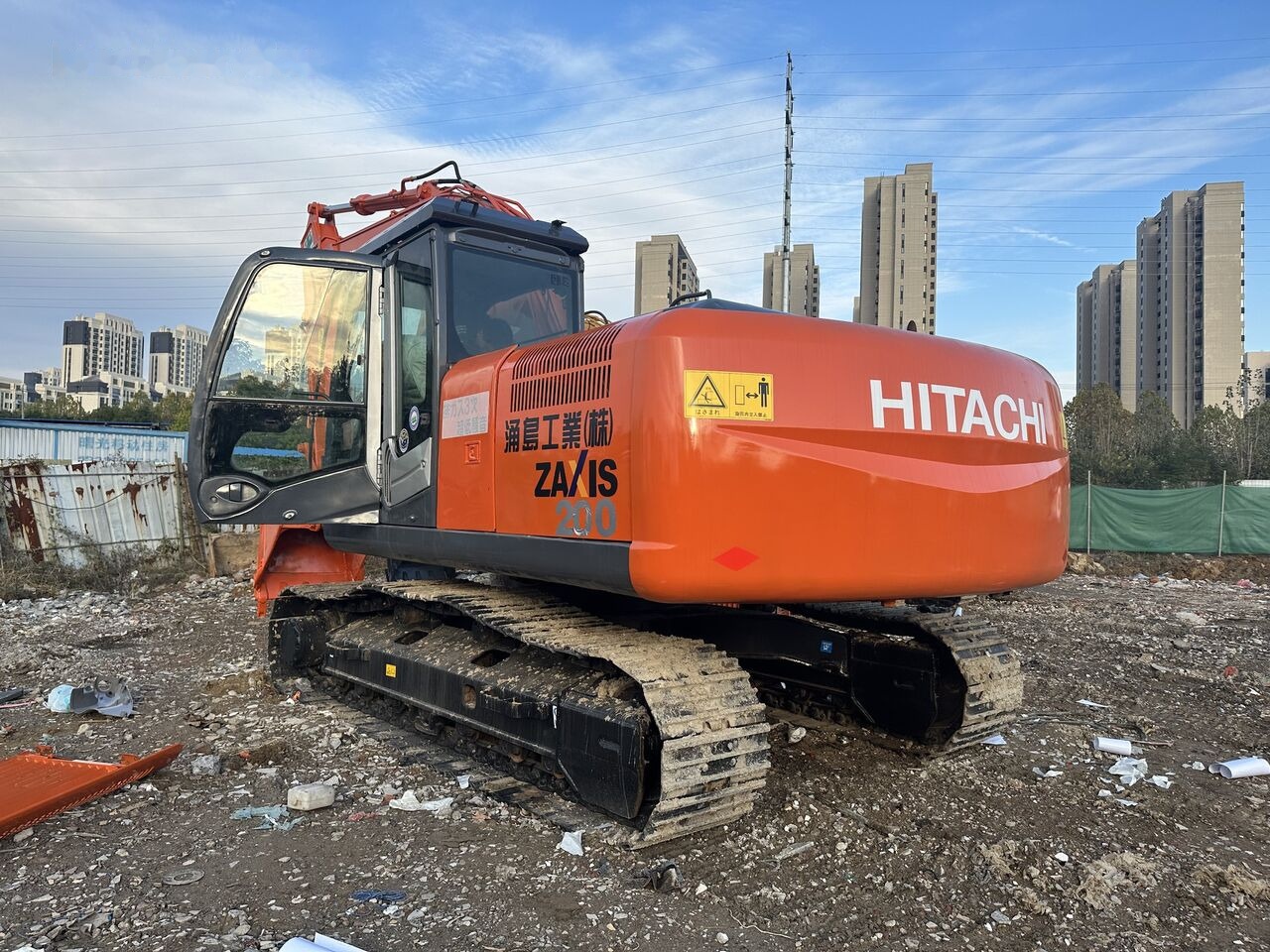 Hitachi ZX200-3 - Kettenbagger: das Bild 5 Hitachi ZX200-3 - Kettenbagger: das Bild 5