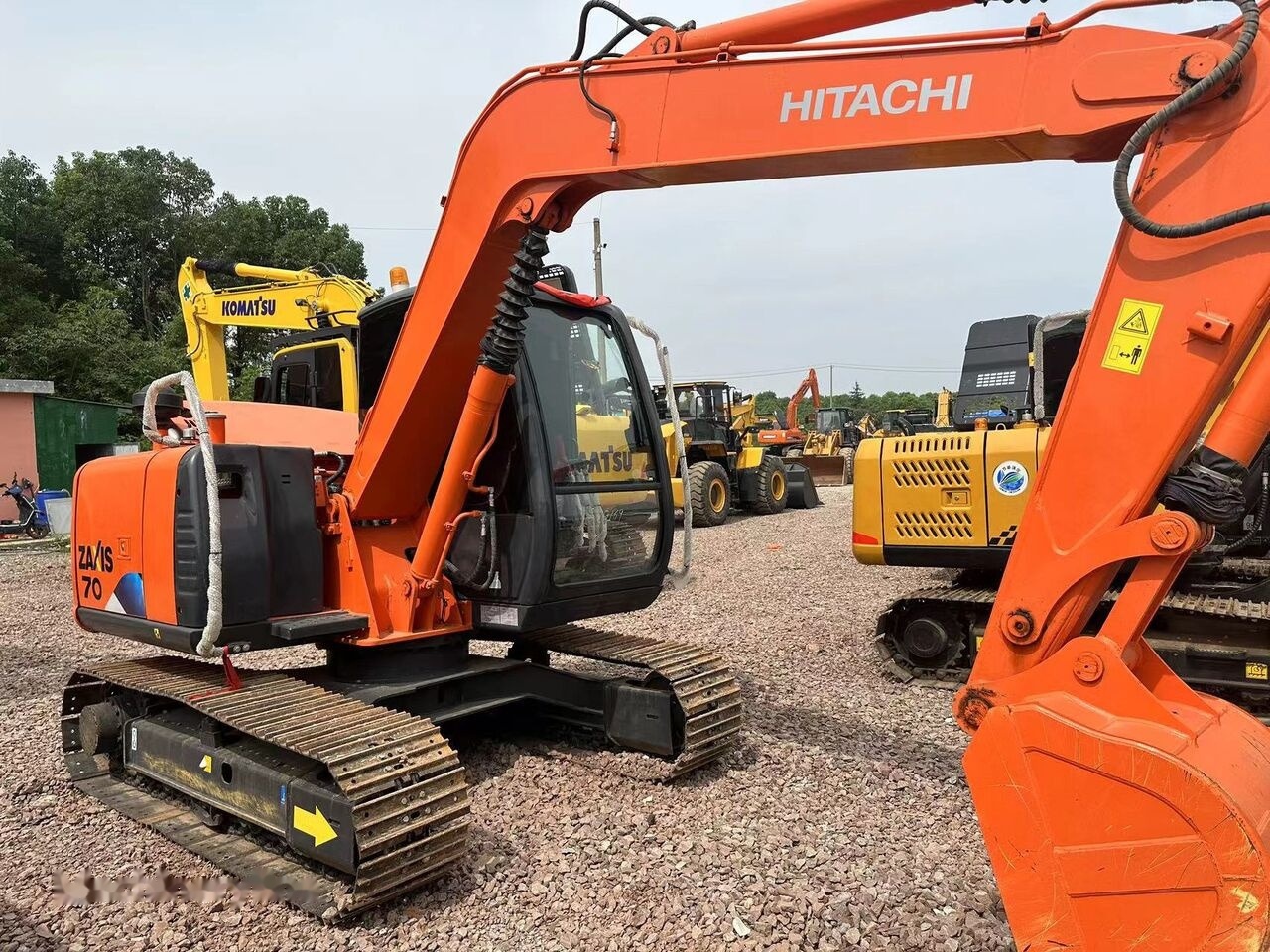 Hitachi ZX70 - Minibagger: das Bild 5 Hitachi ZX70 - Minibagger: das Bild 5
