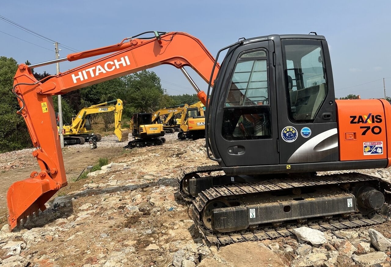 Hitachi ZX70 - Minibagger: das Bild 5 Hitachi ZX70 - Minibagger: das Bild 5