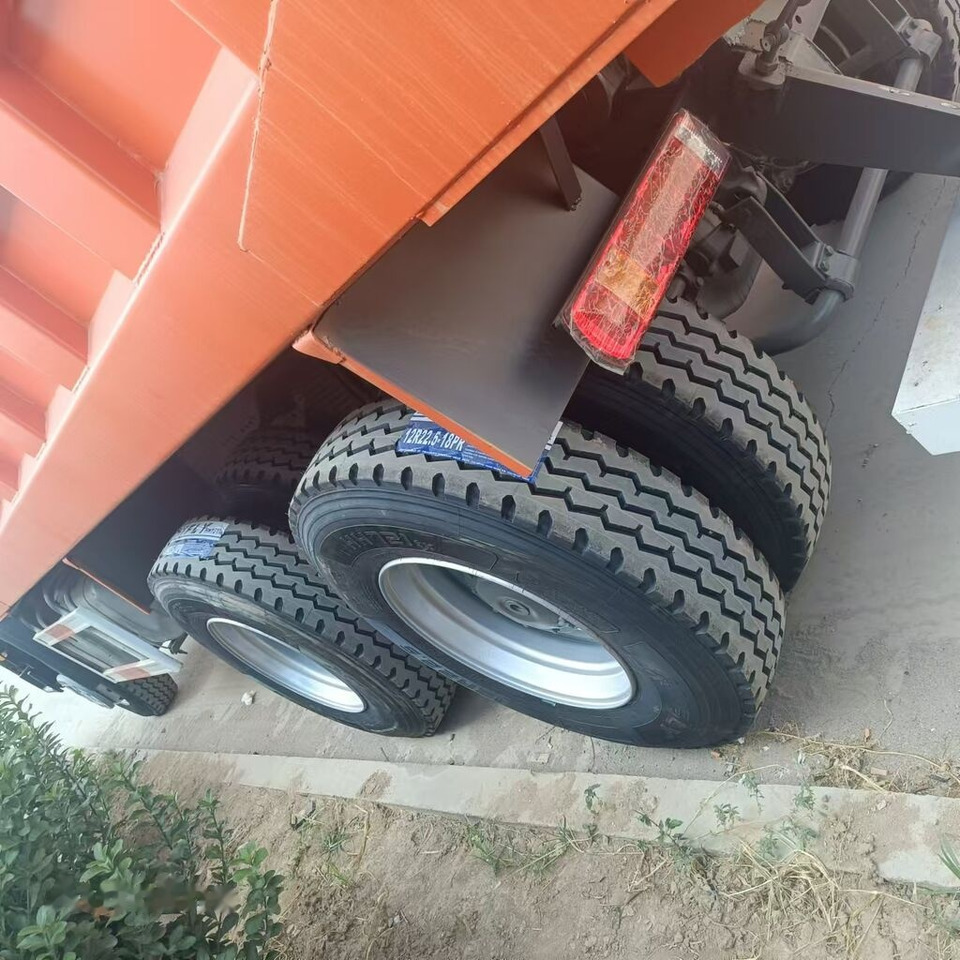 Howo 371 6*4 new tires - Kipper: das Bild 4 Howo 371 6*4 new tires - Kipper: das Bild 4