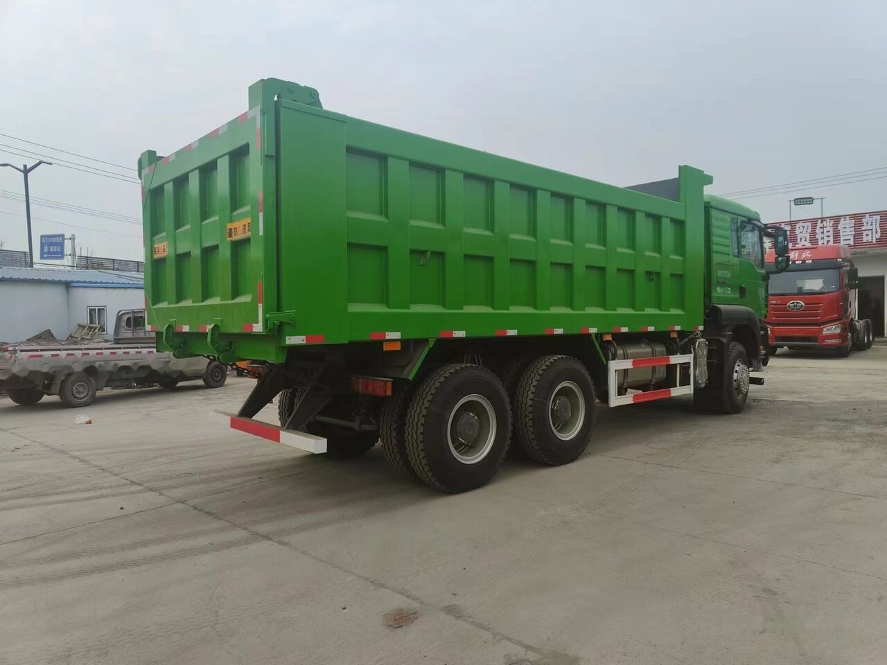 Kipper Howo G7W: das Bild 7 Kipper Howo G7W: das Bild 7