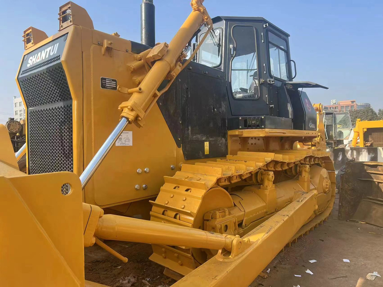 Shantui SD32 - Bulldozer: das Bild 3 Shantui SD32 - Bulldozer: das Bild 3