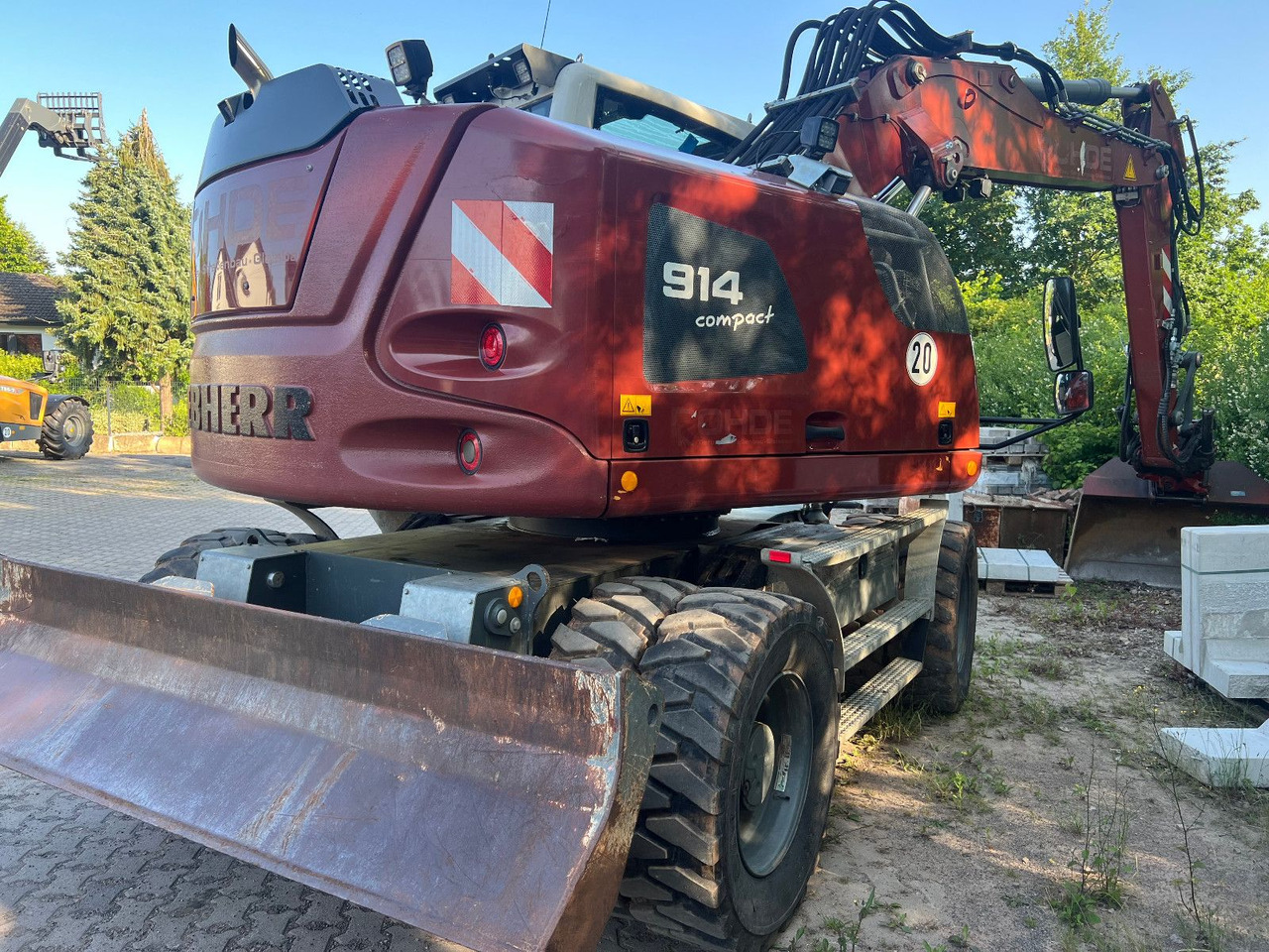 Liebherr A 914 Comp. Tilt Rotator OQ - Mobilbagger: das Bild 1 Liebherr A 914 Comp. Tilt Rotator OQ - Mobilbagger: das Bild 1