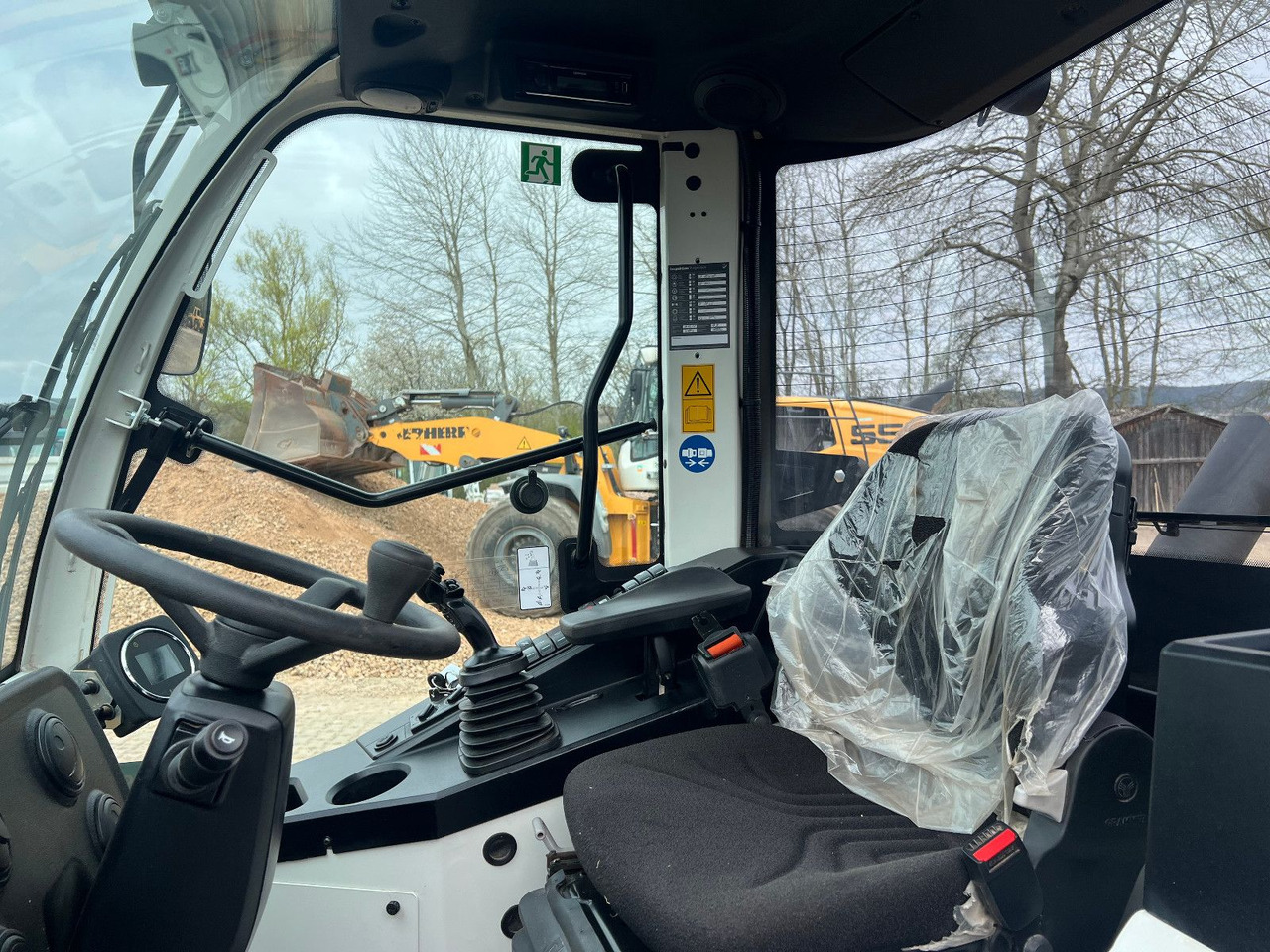 Liebherr L 504 Comp. TOP - Radlader: das Bild 2 Liebherr L 504 Comp. TOP - Radlader: das Bild 2