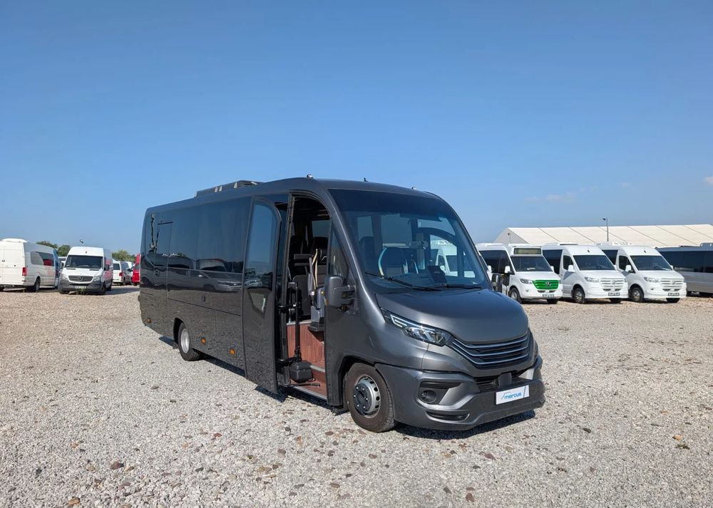 Iveco Daily 70C21 - Kleinbus, Personentransporter: das Bild 1 Iveco Daily 70C21 - Kleinbus, Personentransporter: das Bild 1