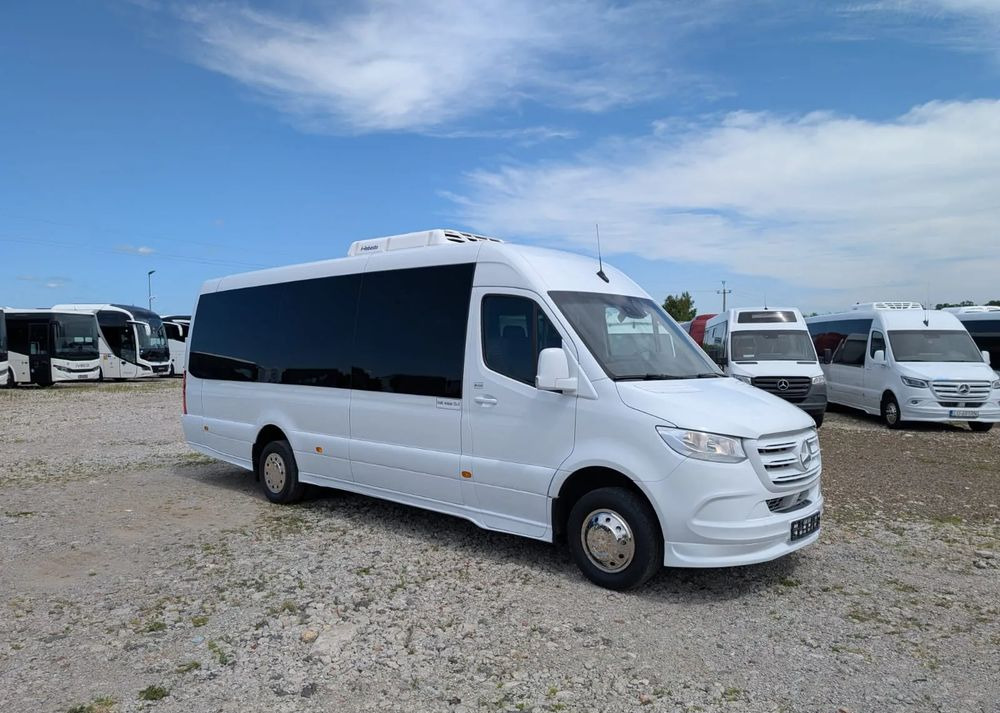 Mercedes-Benz Sprinter 517 - Kleinbus, Personentransporter: das Bild 2 Mercedes-Benz Sprinter 517 - Kleinbus, Personentransporter: das Bild 2