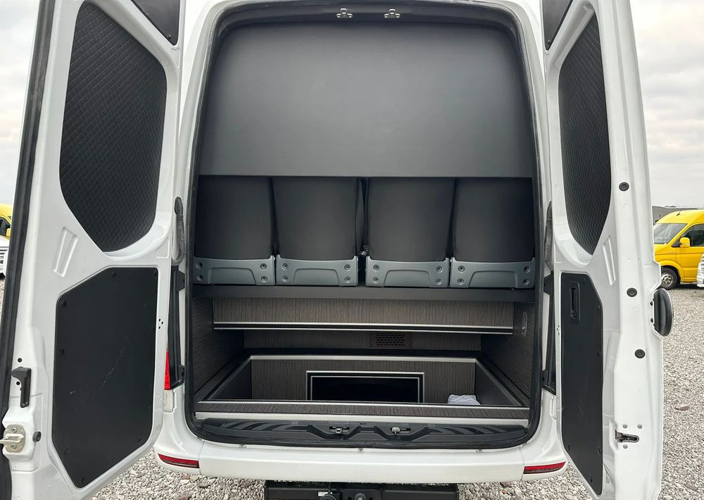 Mercedes-Benz Sprinter 517 - Kleinbus, Personentransporter: das Bild 5 Mercedes-Benz Sprinter 517 - Kleinbus, Personentransporter: das Bild 5