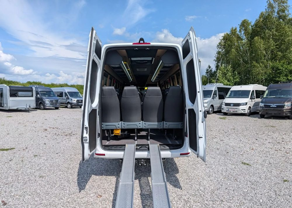 NEU: Kleinbus, Personentransporter Mercedes-Benz Sprinter 517: das Bild 6