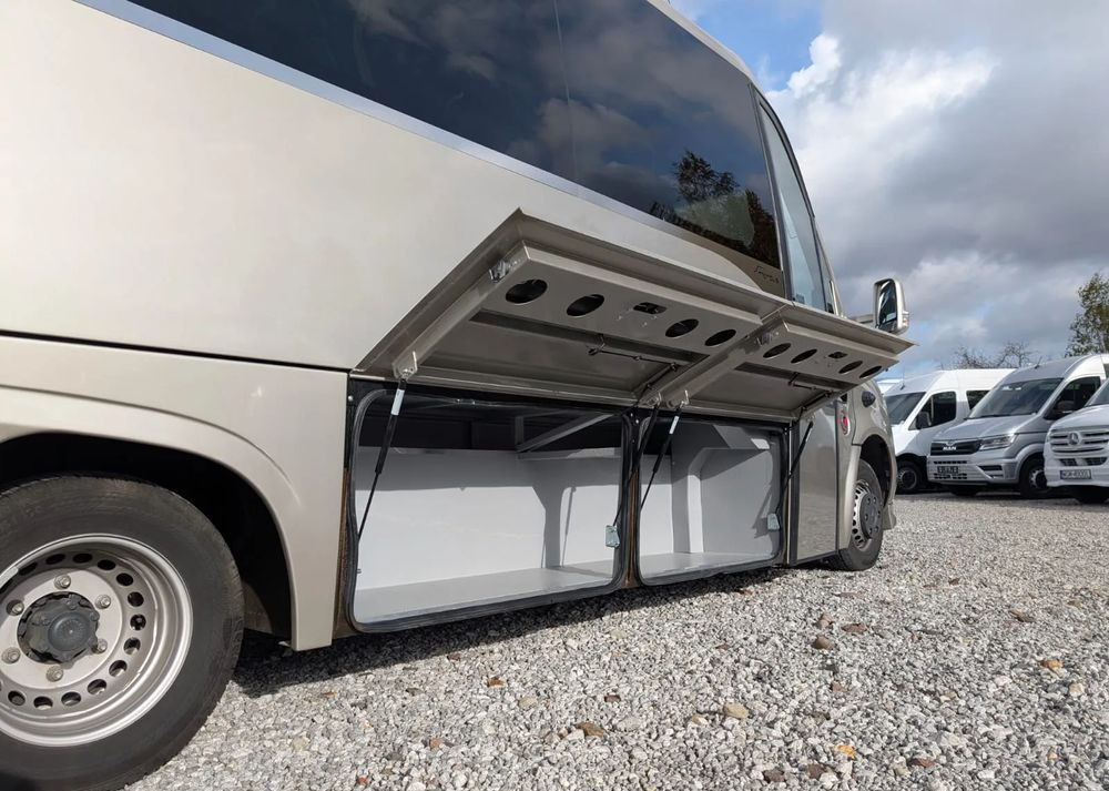 Mercedes-Benz Sprinter 519 - Kleinbus, Personentransporter: das Bild 4 Mercedes-Benz Sprinter 519 - Kleinbus, Personentransporter: das Bild 4