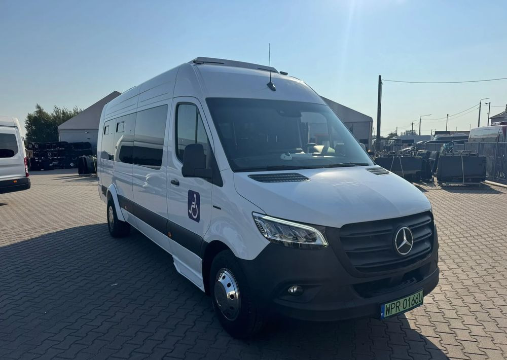 Mercedes-Benz Sprinter - Kleinbus, Elektrobus: das Bild 1 Mercedes-Benz Sprinter - Kleinbus, Elektrobus: das Bild 1