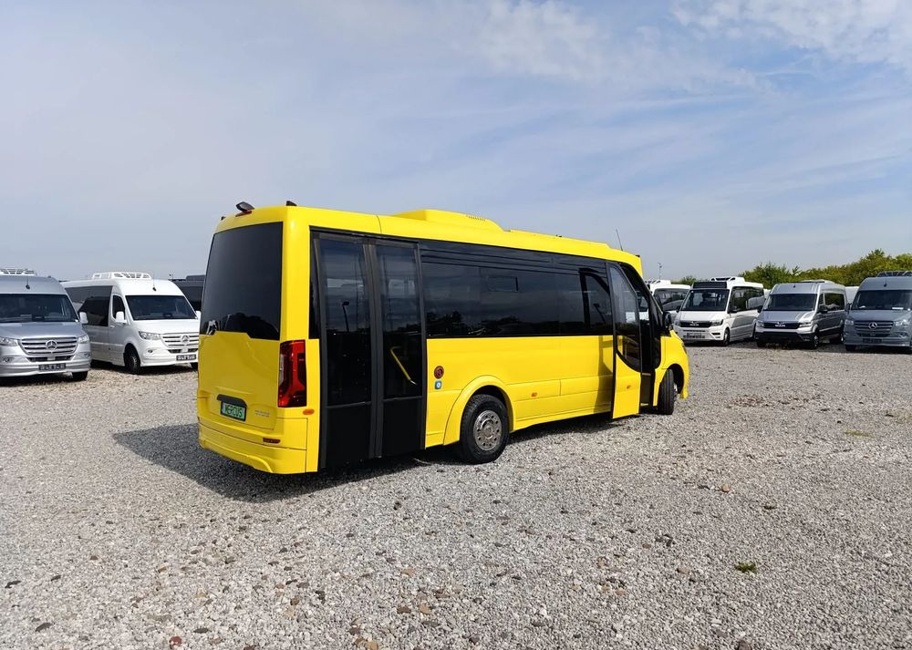 Mercedes-Benz eSprinter - Elektrobus: das Bild 5 Mercedes-Benz eSprinter - Elektrobus: das Bild 5