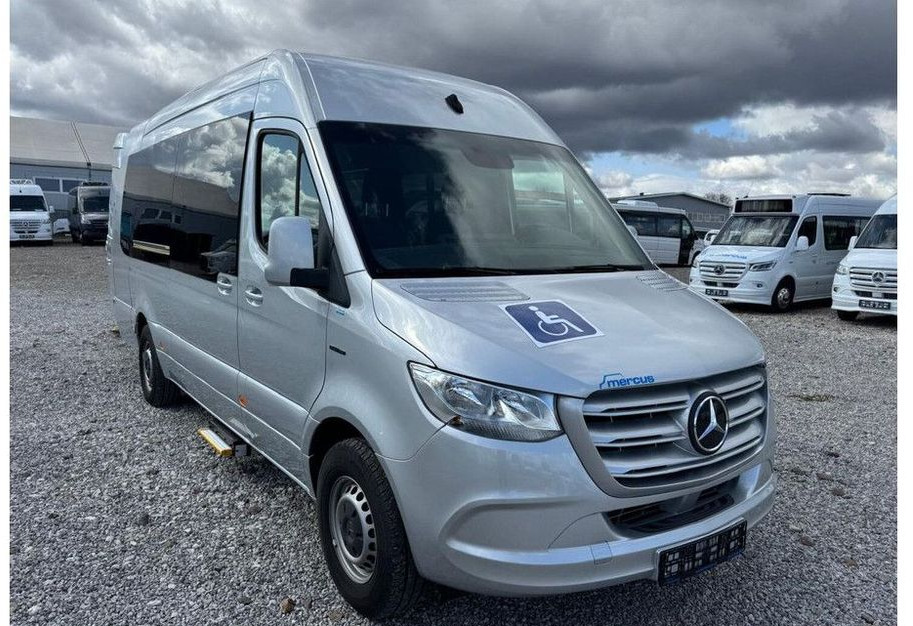 Mercedes-Benz eSprinter - Kleinbus, Elektrobus: das Bild 1 Mercedes-Benz eSprinter - Kleinbus, Elektrobus: das Bild 1