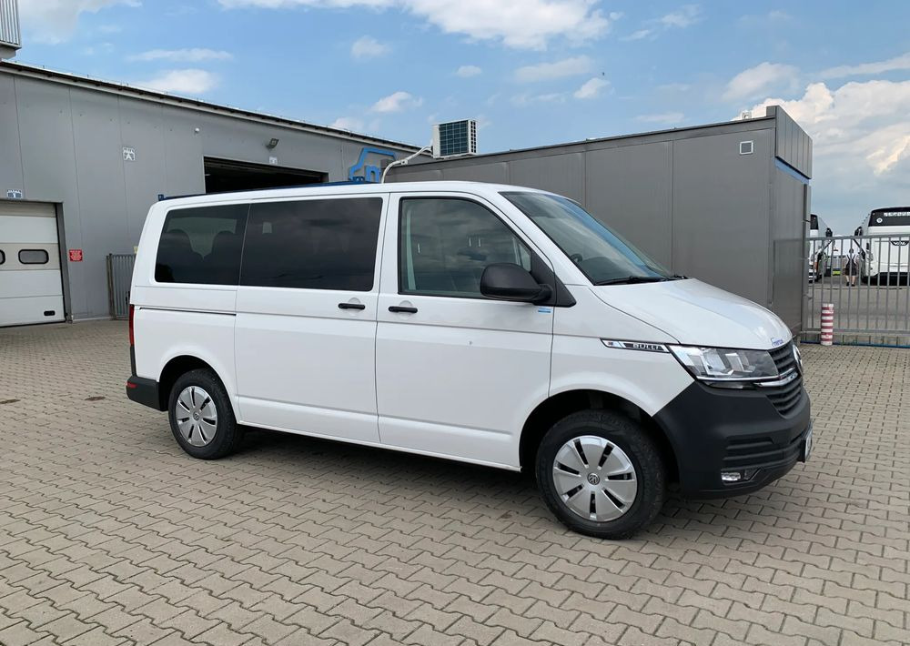 Volkswagen Transporter - PKW: das Bild 3 Volkswagen Transporter - PKW: das Bild 3