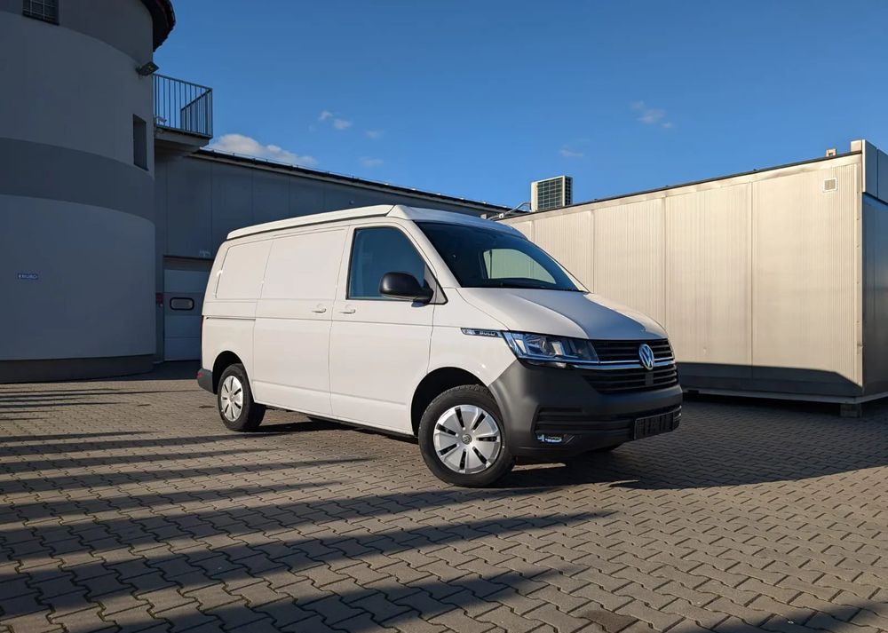 Volkswagen Transporter - PKW: das Bild 2 Volkswagen Transporter - PKW: das Bild 2