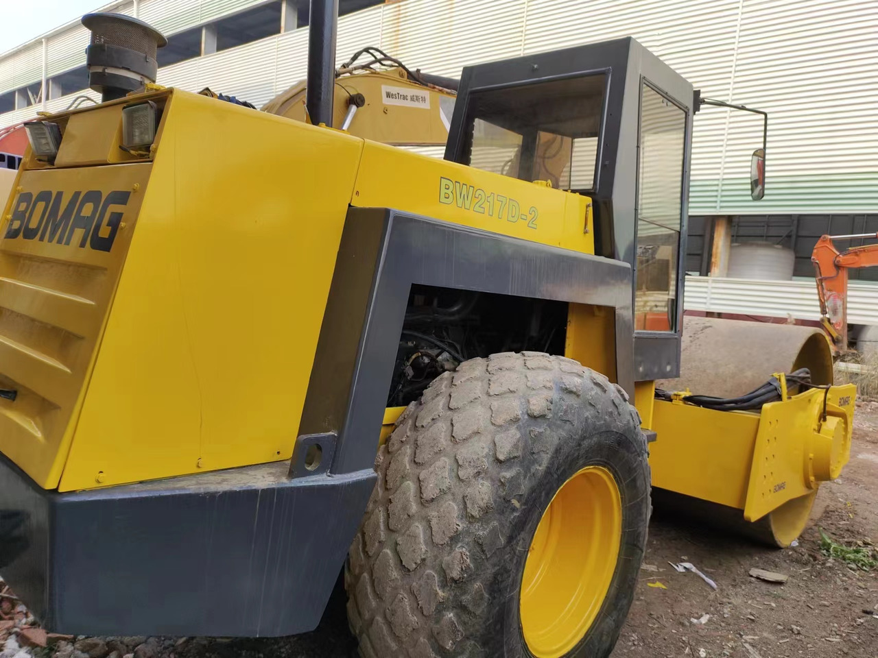 BOMAG BW217D - Walzenzug: das Bild 3 BOMAG BW217D - Walzenzug: das Bild 3