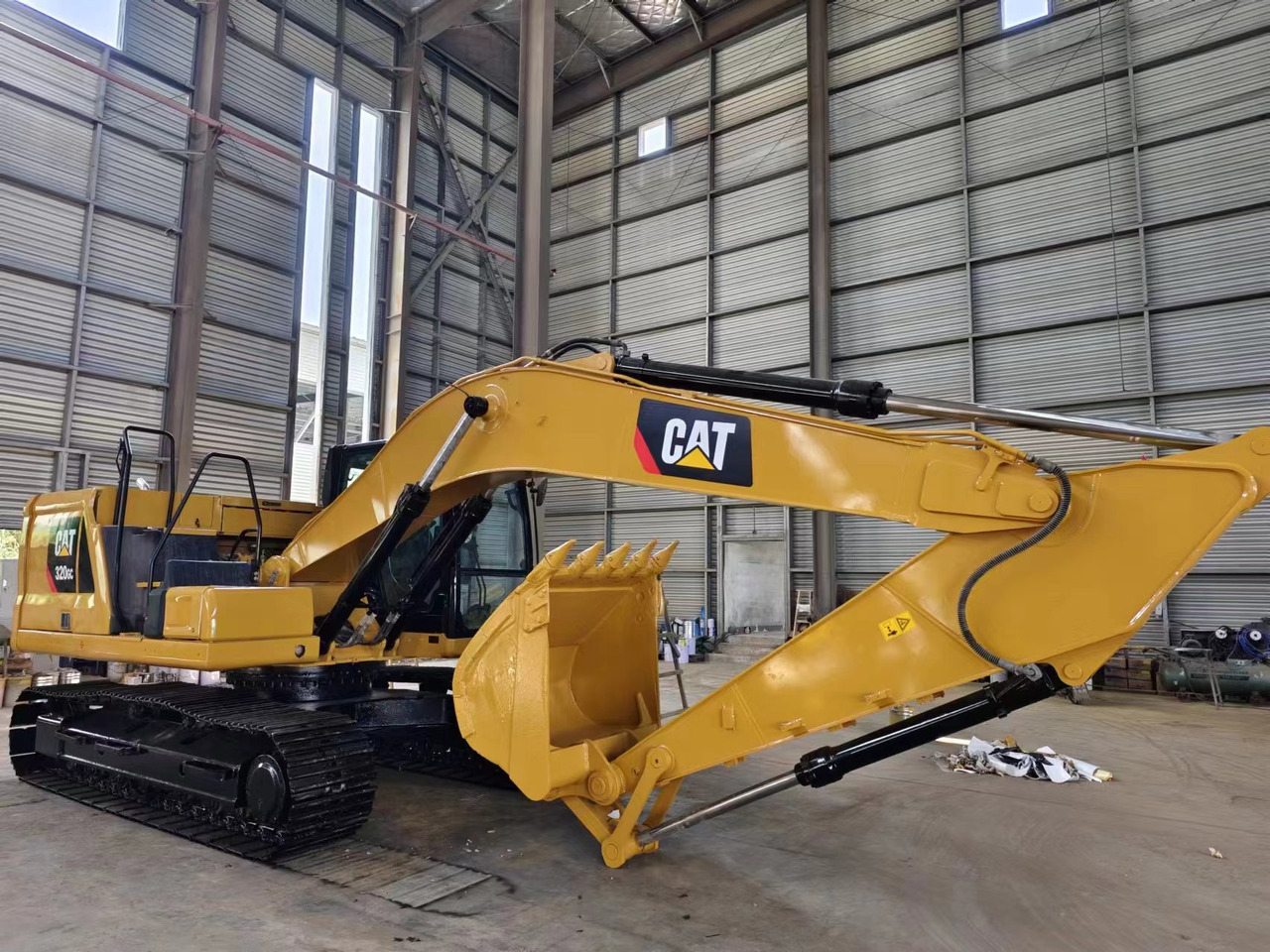 Kettenbagger CAT 320GC: das Bild 8