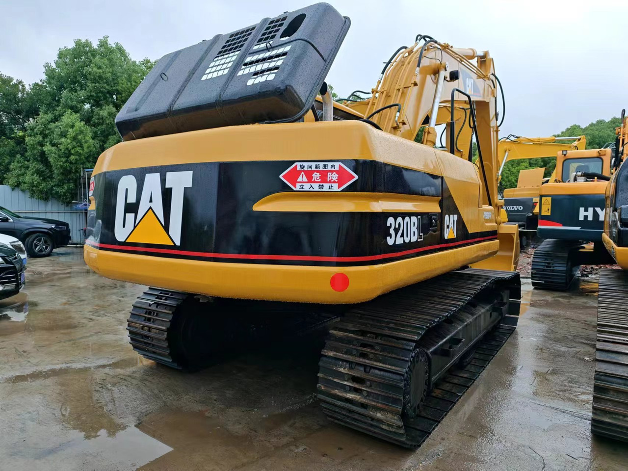 CATERPILLAR 320BL - Kettenbagger: das Bild 2 CATERPILLAR 320BL - Kettenbagger: das Bild 2