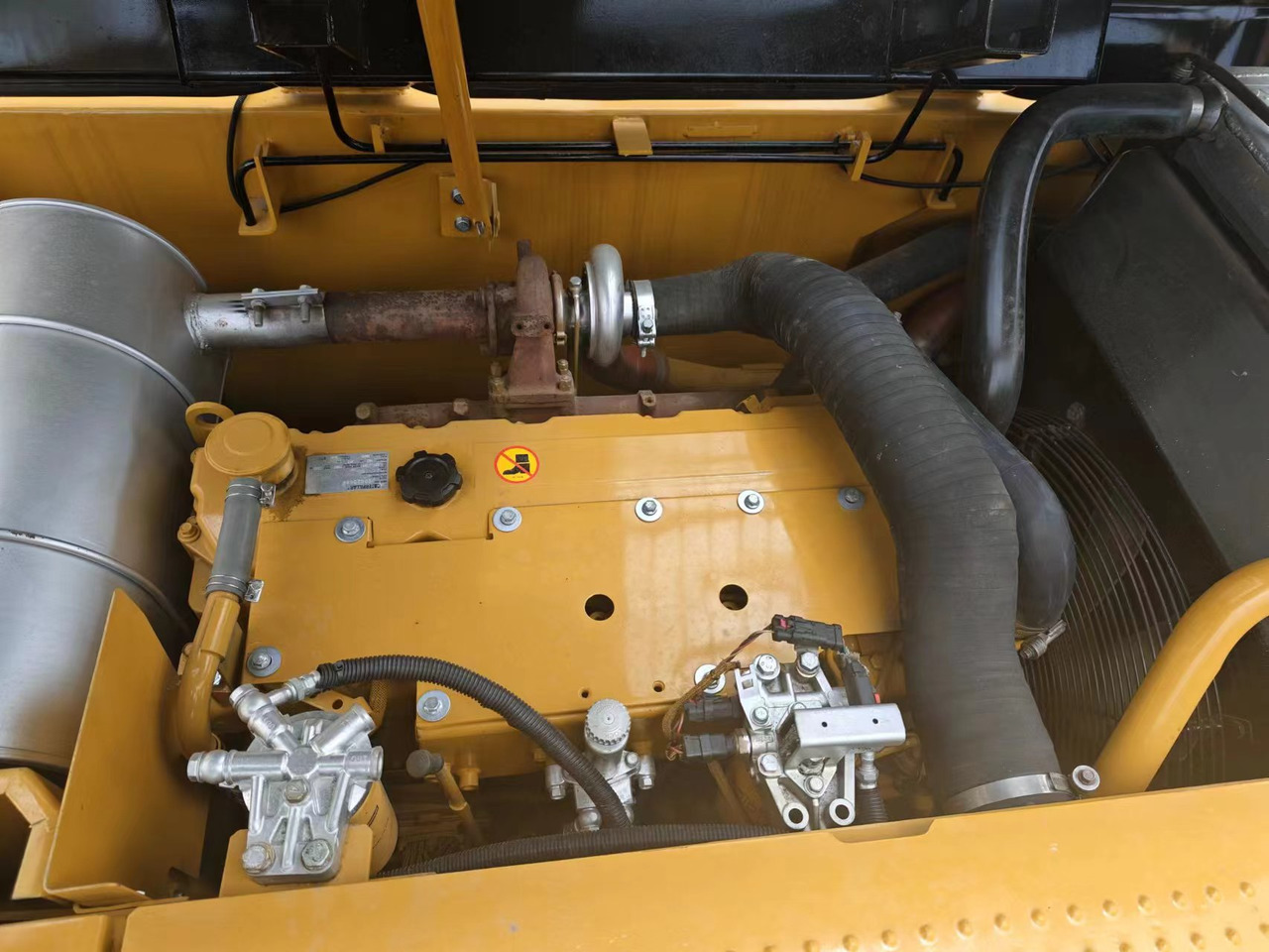 CATERPILLAR 320DL - Kettenbagger: das Bild 4 CATERPILLAR 320DL - Kettenbagger: das Bild 4