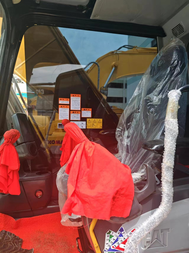 CATERPILLAR 320DL - Kettenbagger: das Bild 5 CATERPILLAR 320DL - Kettenbagger: das Bild 5