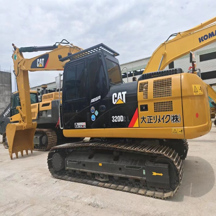CATERPILLAR 320DL - Kettenbagger: das Bild 5 CATERPILLAR 320DL - Kettenbagger: das Bild 5