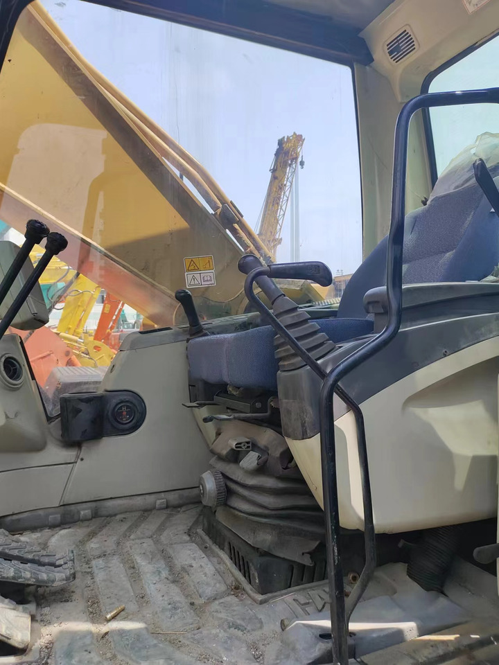 CATERPILLAR 325C - Kettenbagger: das Bild 4 CATERPILLAR 325C - Kettenbagger: das Bild 4
