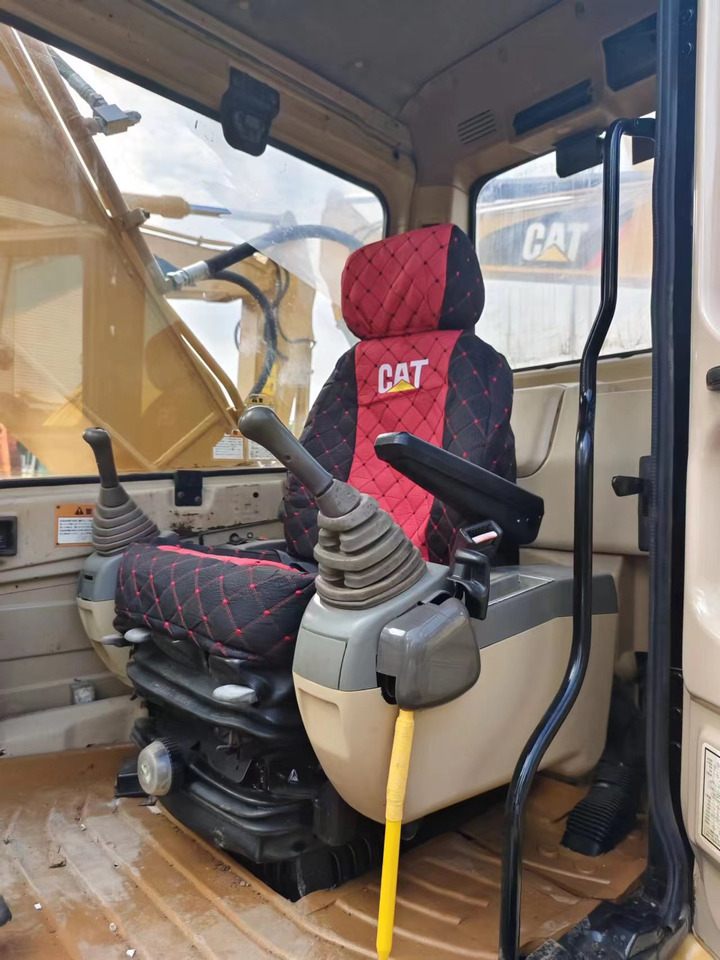CATERPILLAR CAT 320BL - Kettenbagger: das Bild 5 CATERPILLAR CAT 320BL - Kettenbagger: das Bild 5