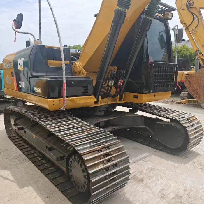 CATERPILLAR CAT 320DL Japan caterpillar brand new - Kettenbagger: das Bild 4 CATERPILLAR CAT 320DL Japan caterpillar brand new - Kettenbagger: das Bild 4