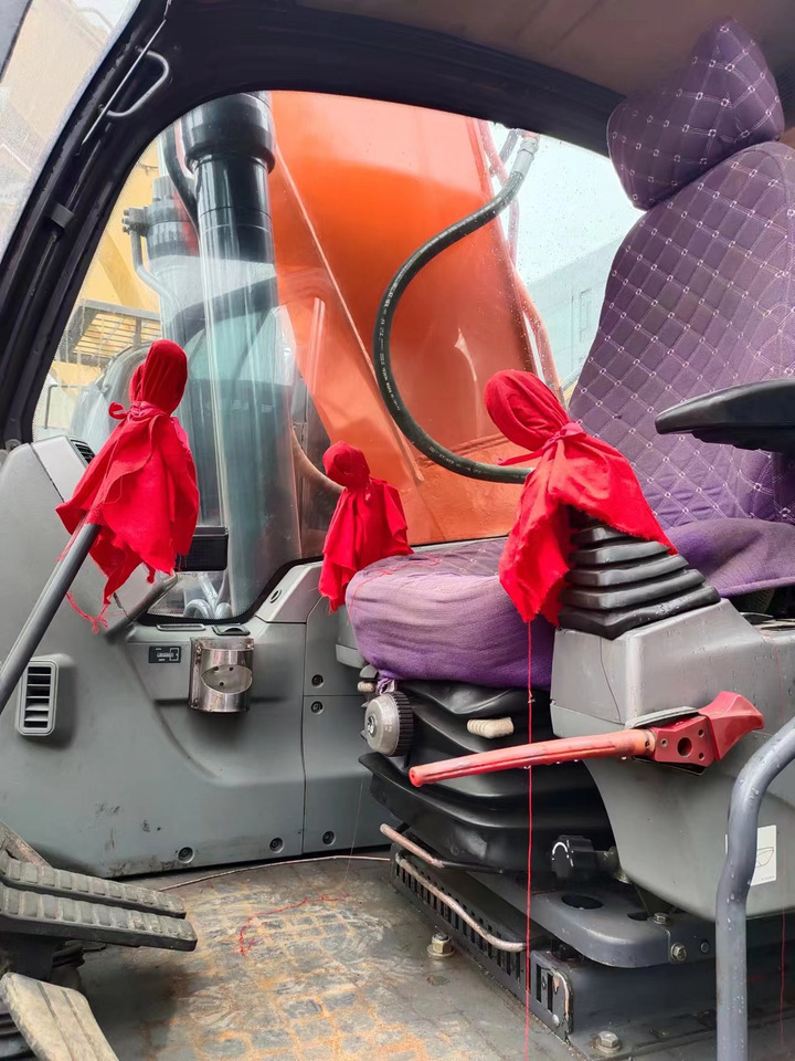 DOOSAN DX225LC - Kettenbagger: das Bild 3 DOOSAN DX225LC - Kettenbagger: das Bild 3