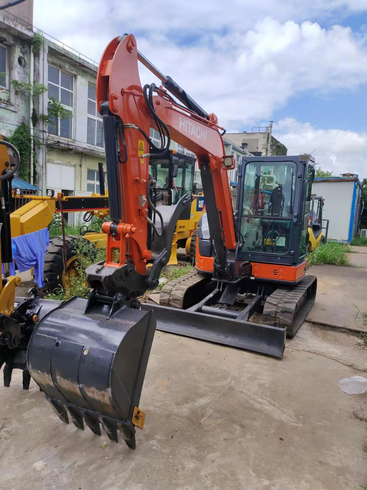 HITACHI ZX55 USR-5A - Minibagger: das Bild 1 HITACHI ZX55 USR-5A - Minibagger: das Bild 1