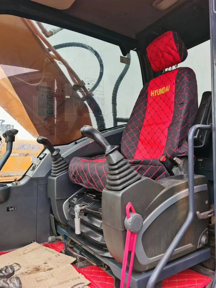 HYUNDAI 305LC-9T - Kettenbagger: das Bild 4 HYUNDAI 305LC-9T - Kettenbagger: das Bild 4