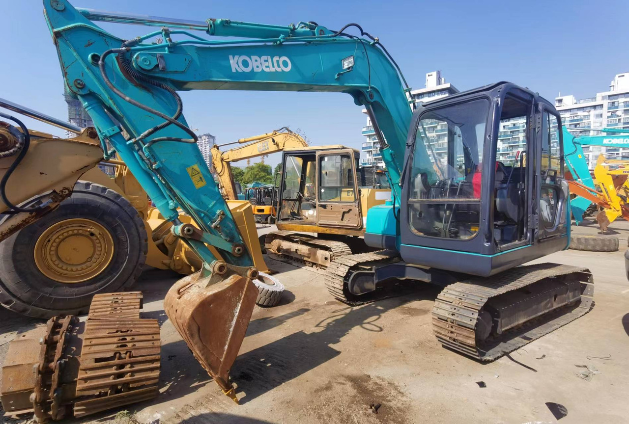 KOBELCO SK75 - Minibagger: das Bild 2 KOBELCO SK75 - Minibagger: das Bild 2