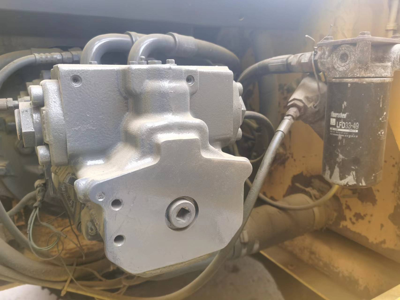 KOMATSU PC200-7 - Kettenbagger: das Bild 4 KOMATSU PC200-7 - Kettenbagger: das Bild 4