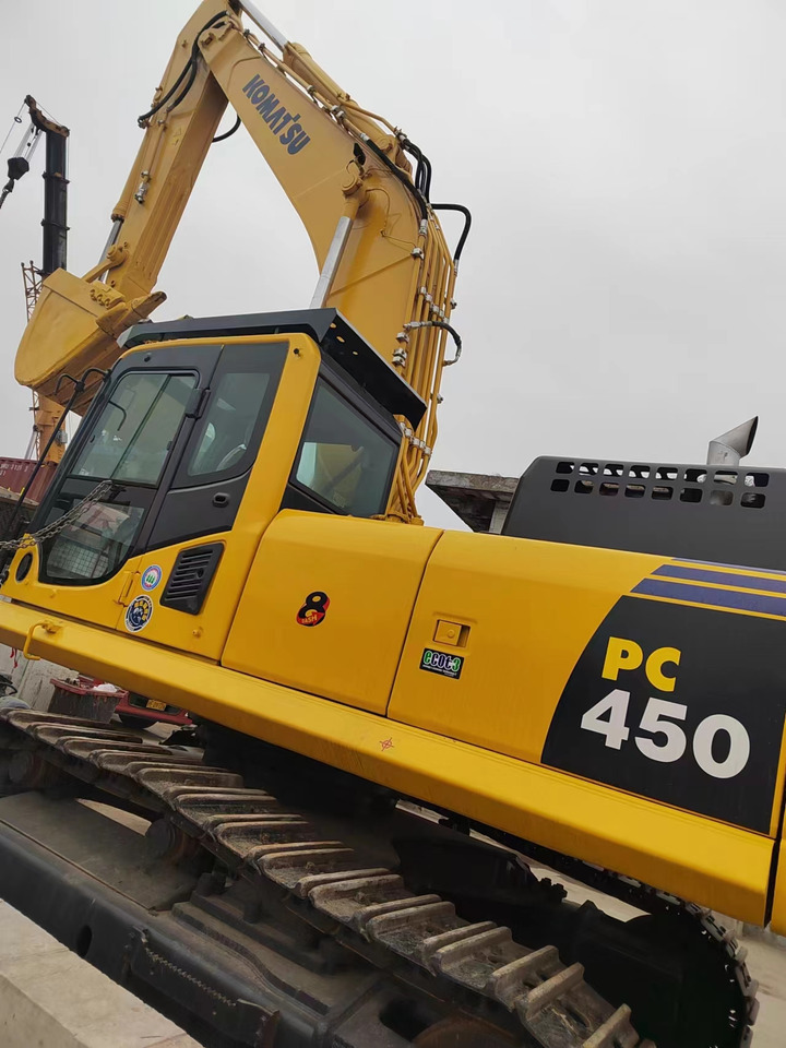 KOMATSU PC450-8 - Kettenbagger: das Bild 5 KOMATSU PC450-8 - Kettenbagger: das Bild 5