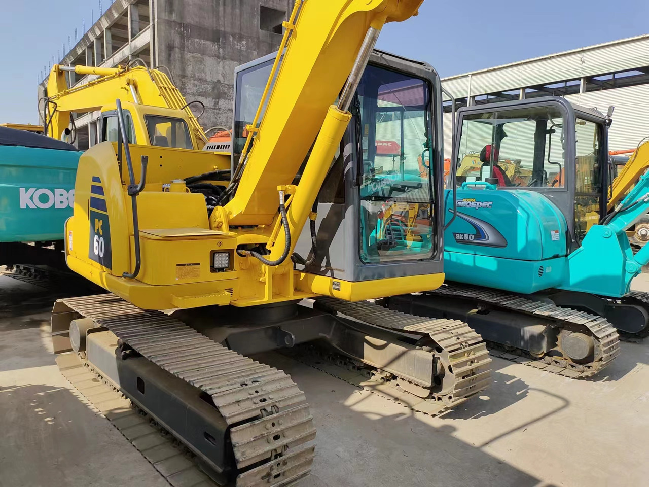 KOMATSU PC60-8 - Minibagger: das Bild 2 KOMATSU PC60-8 - Minibagger: das Bild 2