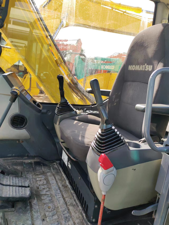 KOMATSU PC60-8 - Minibagger: das Bild 4 KOMATSU PC60-8 - Minibagger: das Bild 4