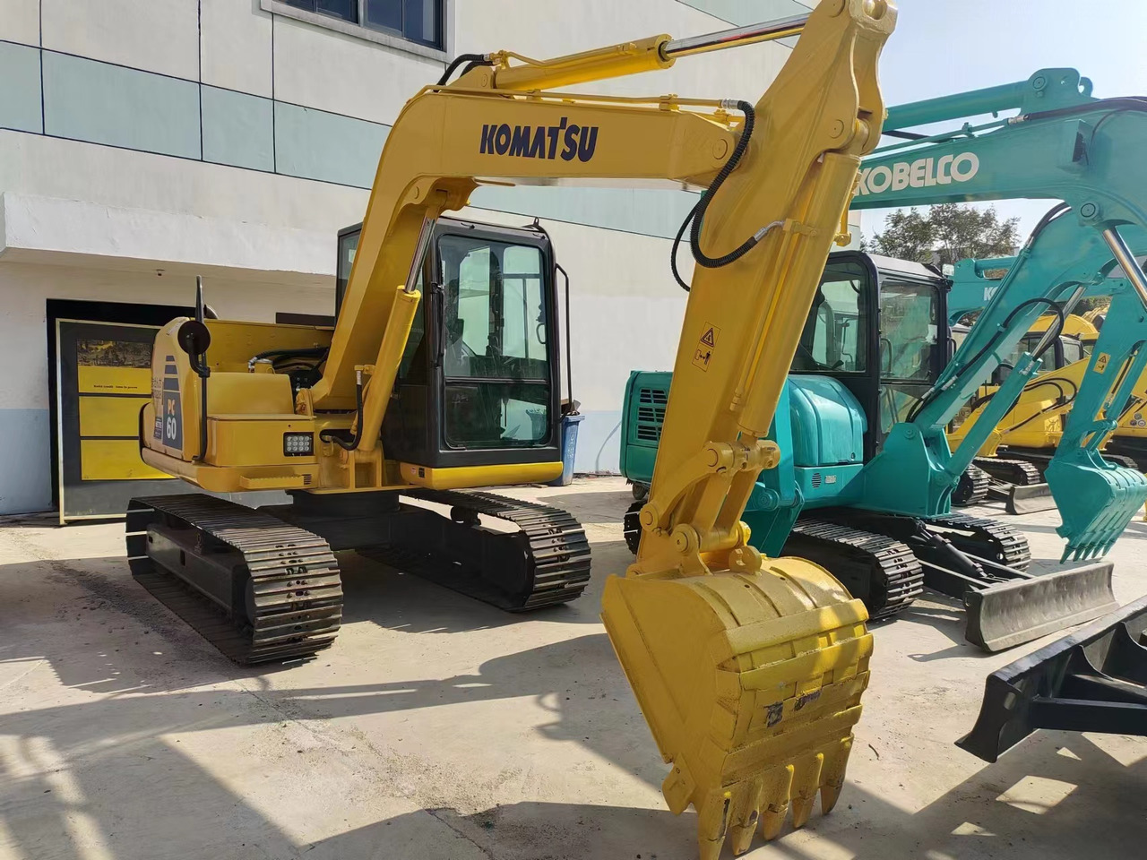 KOMATSU PC60-8 - Minibagger: das Bild 2 KOMATSU PC60-8 - Minibagger: das Bild 2