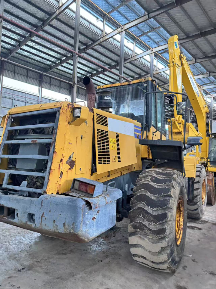 KOMATSU WA380Z-6 - Radlader: das Bild 5 KOMATSU WA380Z-6 - Radlader: das Bild 5