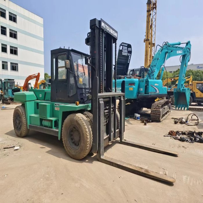 MITSUBISHI FD160 - Dieselstapler: das Bild 2 MITSUBISHI FD160 - Dieselstapler: das Bild 2